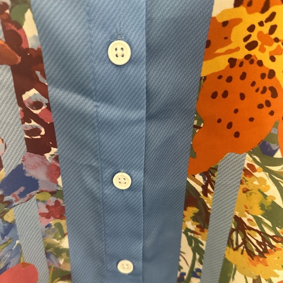 Floral Button-Up Women's Blouse‎ - Picture 3 of 6